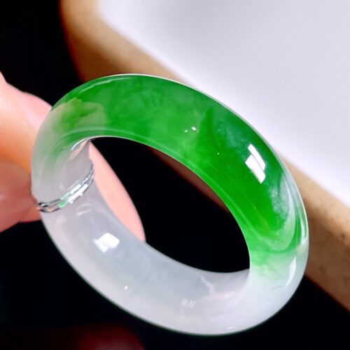 Oil Green Signet Ring