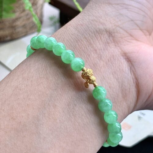 Alternative view of Apple Green Jadeite Jade Bead Bracelet 18K Gold, 6mm