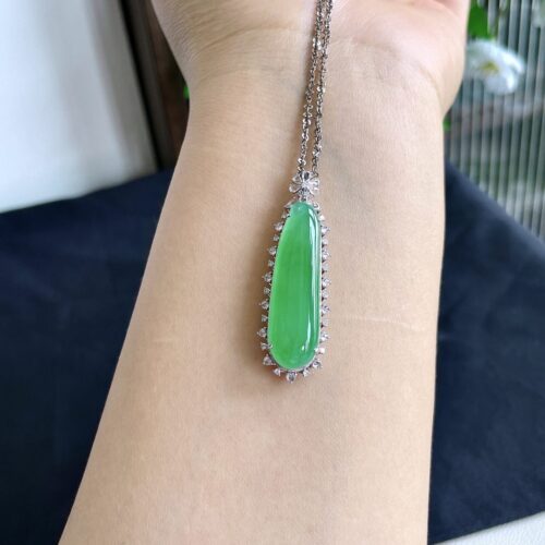 Alternative view of Apple Green Melon Jadeite Jade Pendant 18K Gold, 32.4mm