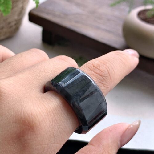 Alternative view of Wuji Jadeite Jade Banzhi Ring, US 12.5