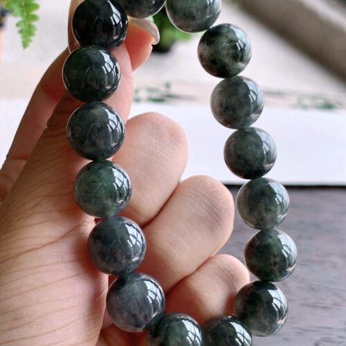 Wuji Jadeite Jade Bead Bracelet, 12.4mm