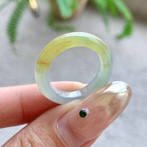 Honey Jadeite Jade Band Ring, US 10