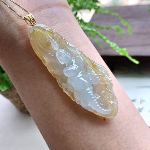Alternative view of Honey Jadeite Jade Pendant 18K Gold