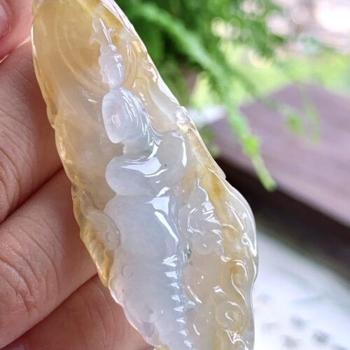 Honey Jadeite Jade Pendant 18K Gold