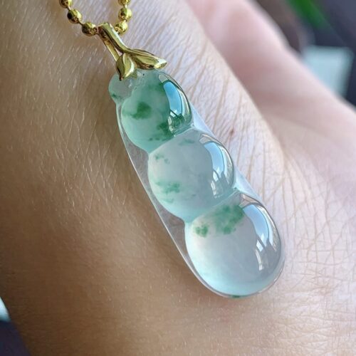 Icy Bean Jadeite Jade Pendant 18K Gold, 27.6mm