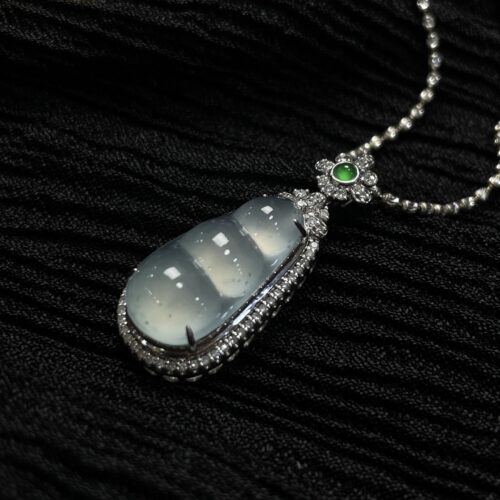 Alternative view of Icy Bean Jadeite Jade Pendant 18K Gold, 32.2mm