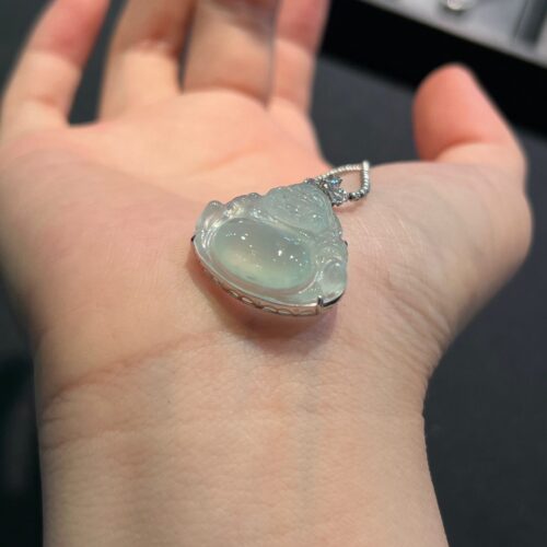 Icy Buddha Jadeite Jade Pendant 18K Gold (II)