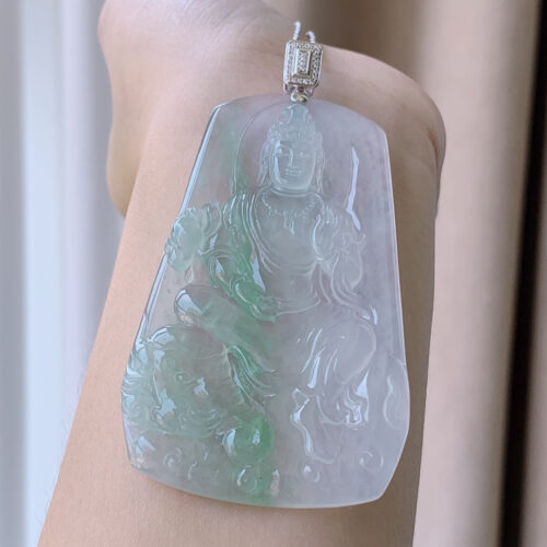 Icy Guanyin Jadeite Jade Pendant 18K Gold, 43.3mm