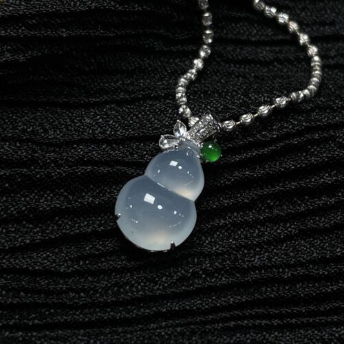 Alternative view of Icy Hulu Jadeite Jade Pendant 18K Gold