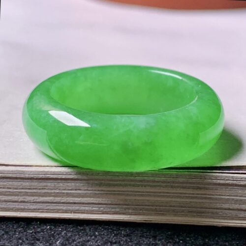 Icy Jadeite Jade Band Ring, US 8 · 25.66mm band