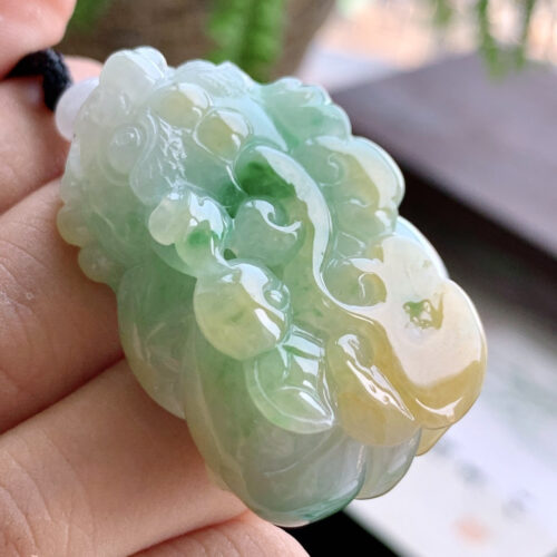 Honey & Green Pixiu Jadeite Jade Pendant, 28mm