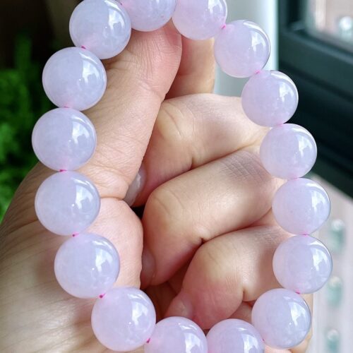 Lavender Jadeite Jade Bead Bracelet, 12.6mm
