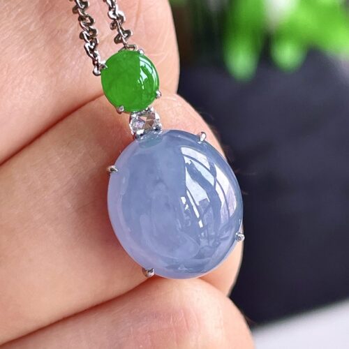 Lavender Cabochon Jadeite Jade Pendant 18K Gold, 14mm